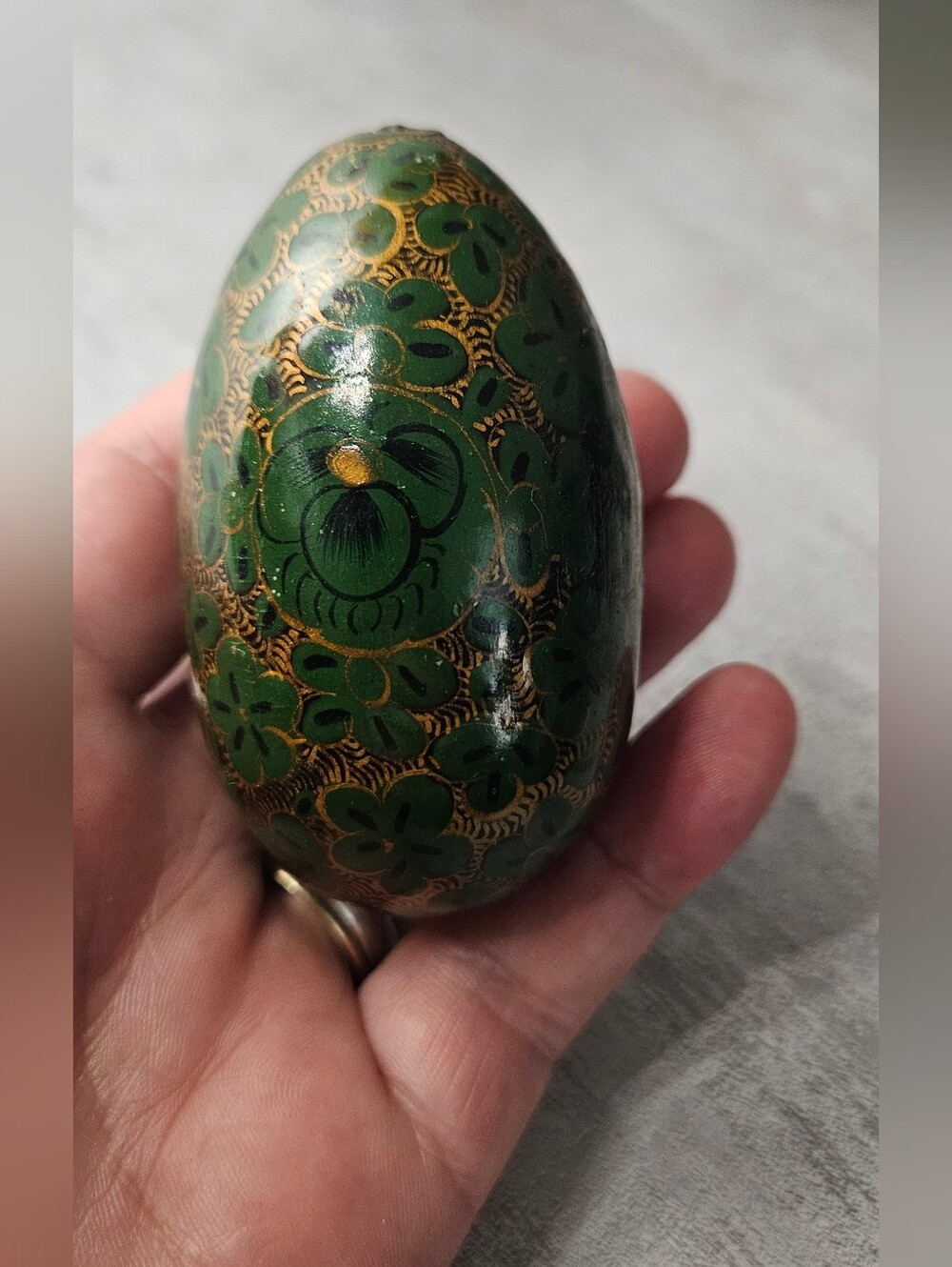 vintage Kashmiri paper-mache egg, Hand Painted 70s From India